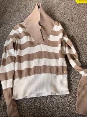 American Eagle - Striped Shawl Collar Sweater - Cream & Tan